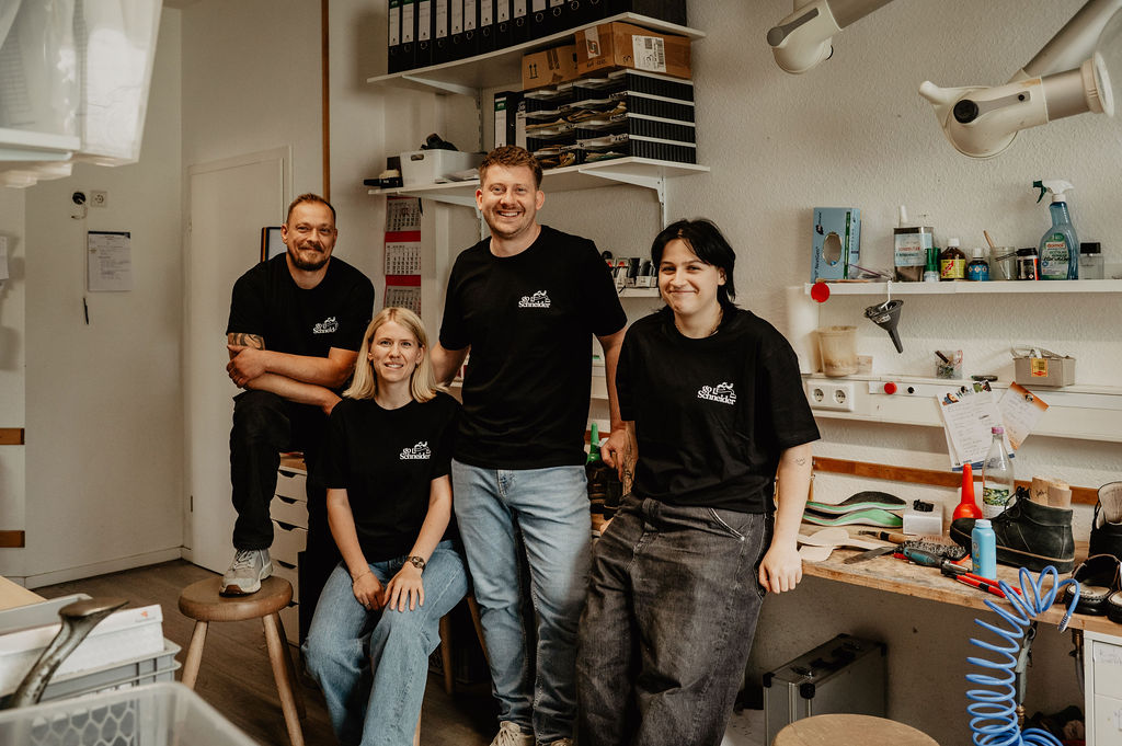 Das Team von Go Schneider in der Werkstatt